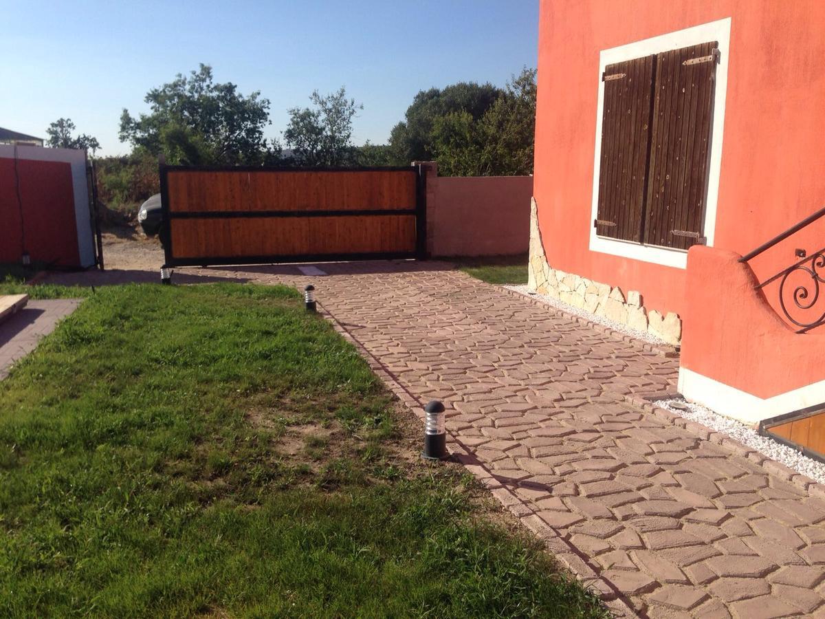 Is Tanas Bed & Breakfast Serdiana Exterior photo